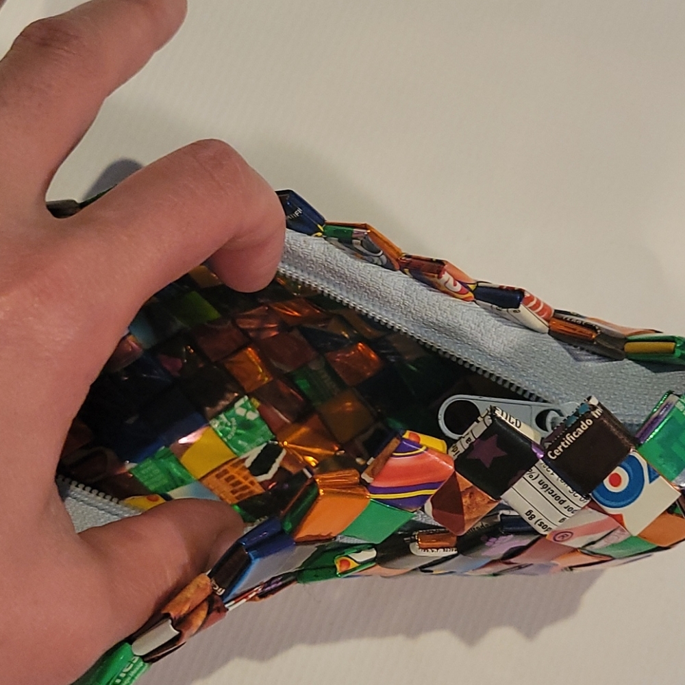 Handmade candy wrapping purse - Picture 4 of 4